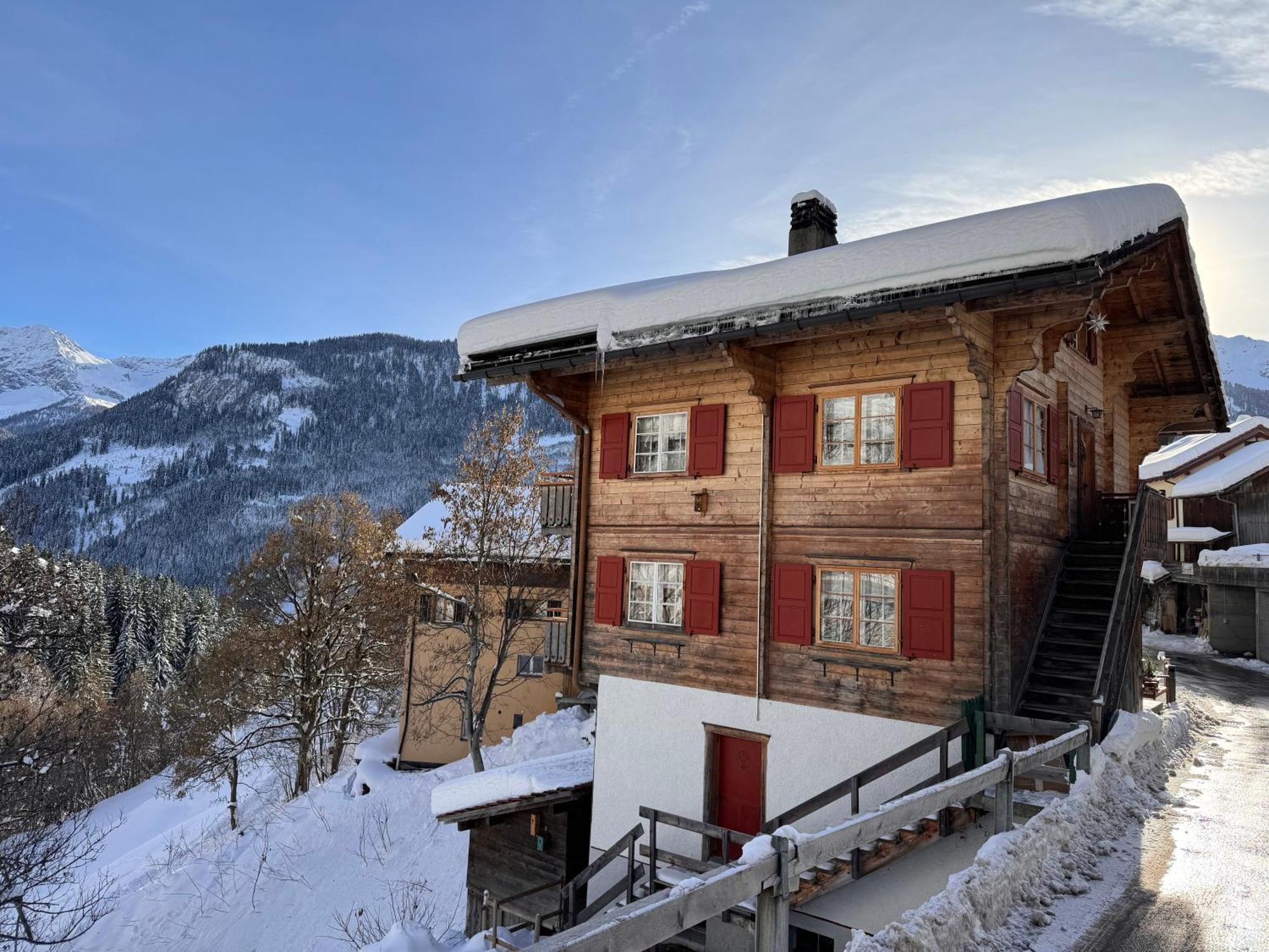 Bambi Lodge Ferienwohnung Auf Knapp 1400 M Nahe Arosa Peist Exterior photo